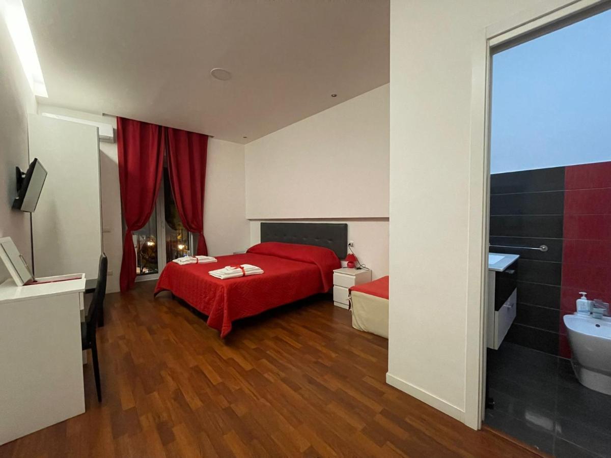 Suite Duomo เนเปิลส์ ภายนอก รูปภาพ