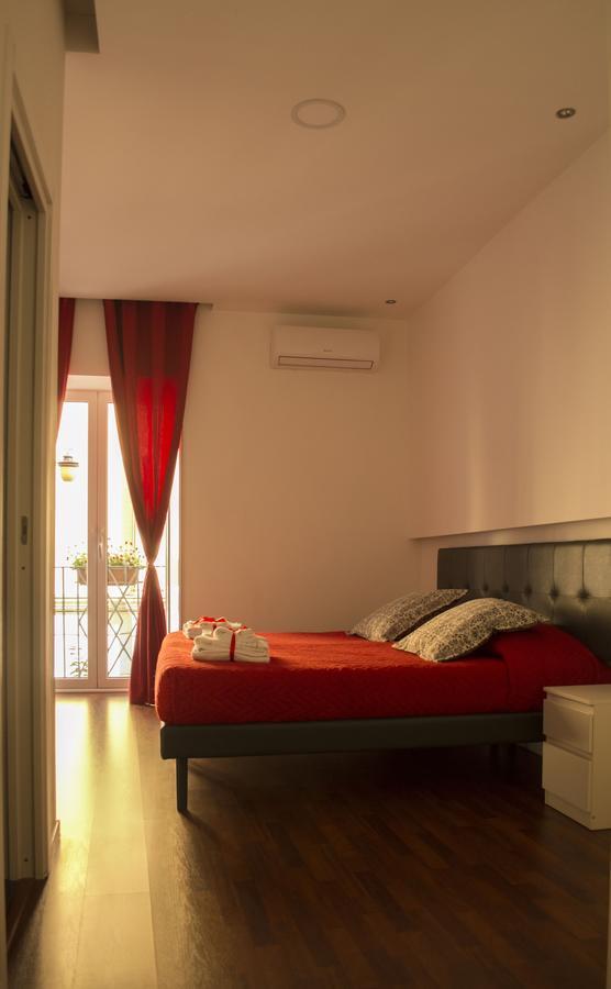 Suite Duomo เนเปิลส์ ภายนอก รูปภาพ